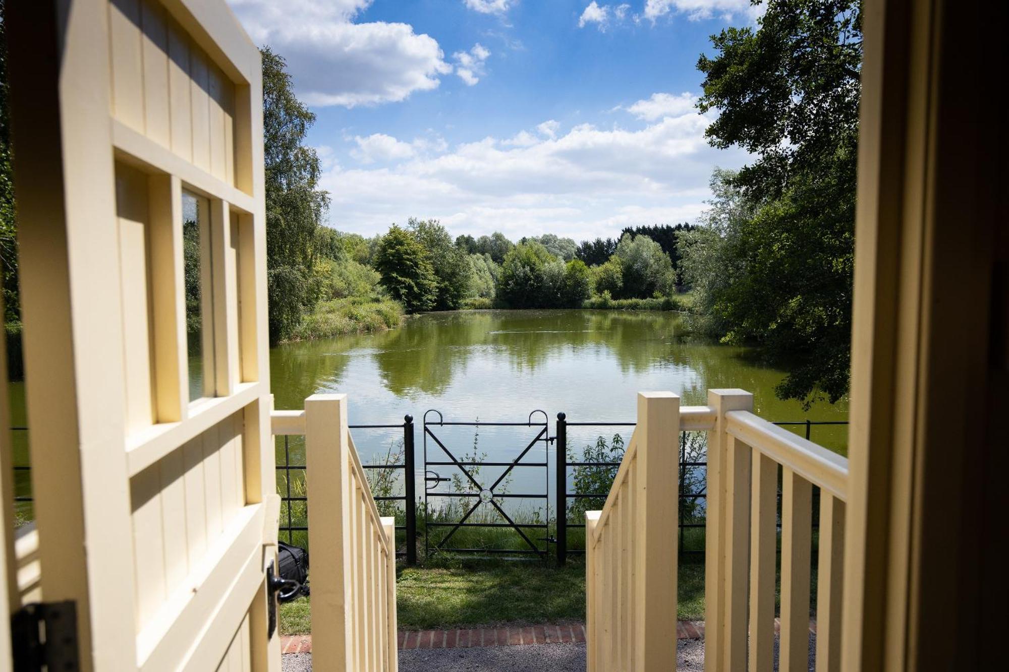 Tewinbury Farm Hotel Pokoj fotografie
