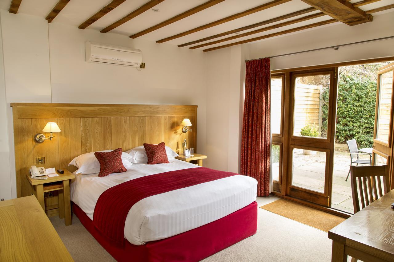 Tewinbury Farm Hotel Pokoj fotografie